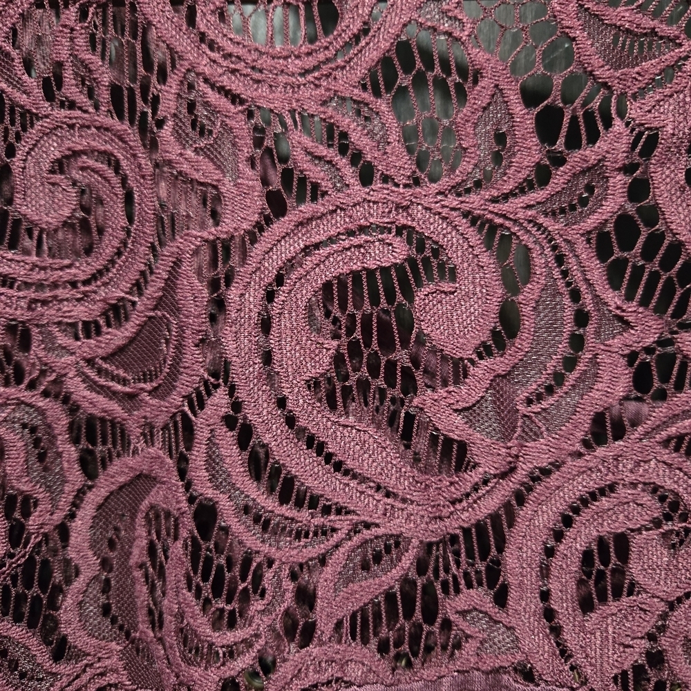 Maurices Lace Accent Blouse - Burgundy Plum Floral Casual Office Size Small - Picture 6 of 8